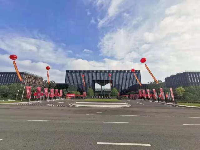 怎么去,怎么走): 重庆市石柱土家族自治县百汇美建材城.